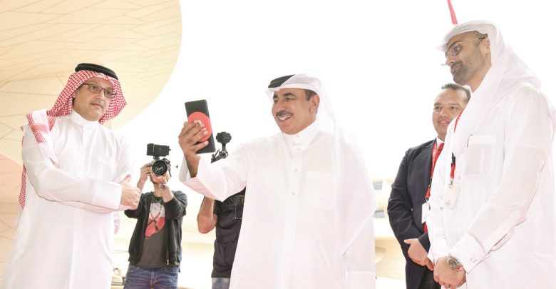 Vodafone makes region’s first live 5G mobile calls Vodafone makes region’s first live 5G mobile calls