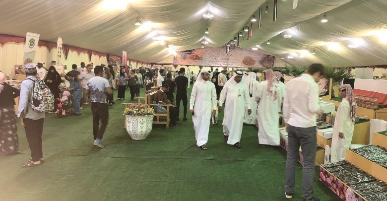 Over 17 tonnes of dates sold in four hours at exhibition Over 17 tonnes of dates sold in four hours at exhibition