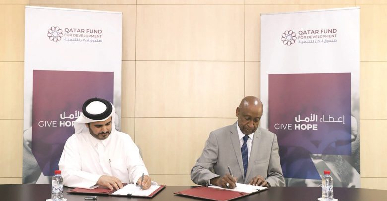 Qatar, UNHCR join hands to open clinics for Syrian refugees Qatar, UNHCR join hands to open clinics for Syrian refugees