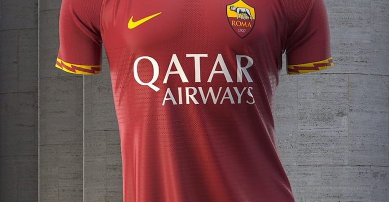 The new home kit of As Roma The new home kit of As Roma