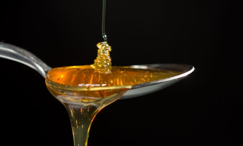 Ministry closes shop for selling honey containing harmful chemicals