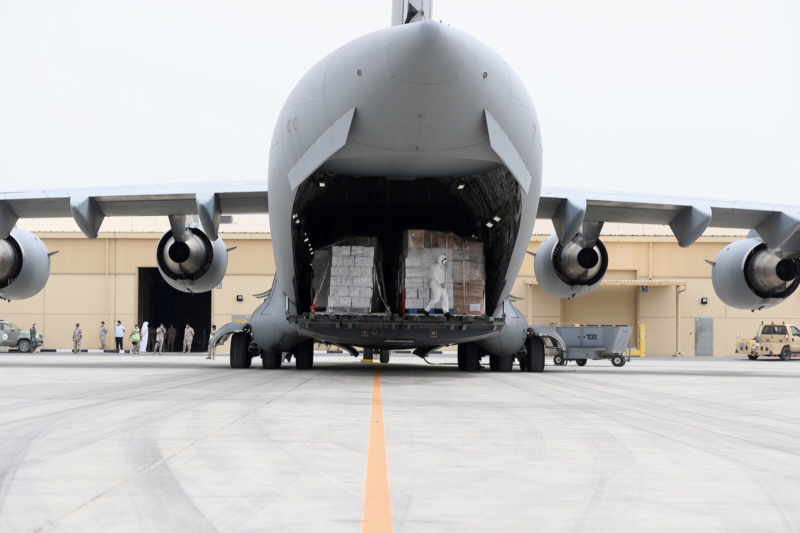 Amiri Air Force begins transporting medical equipment from China.