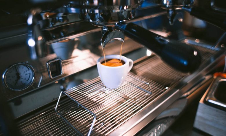 Ministry closes outlets serving hot and cold beverages Ministry closes outlets serving hot and cold beverages
