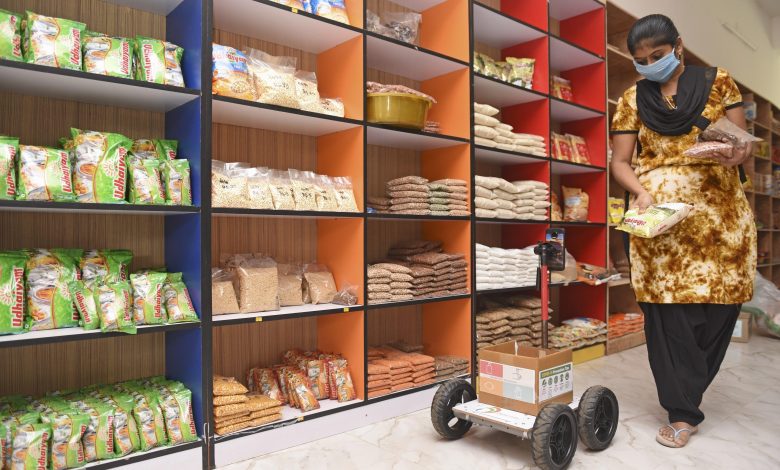 Robot shopper in Coronavirus times Robot shopper in Coronavirus times