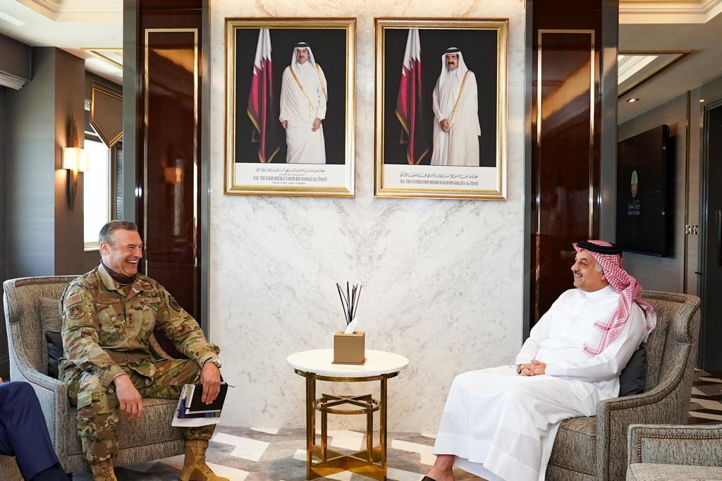 Defence minister meets Commander of US Air Forces Central Command