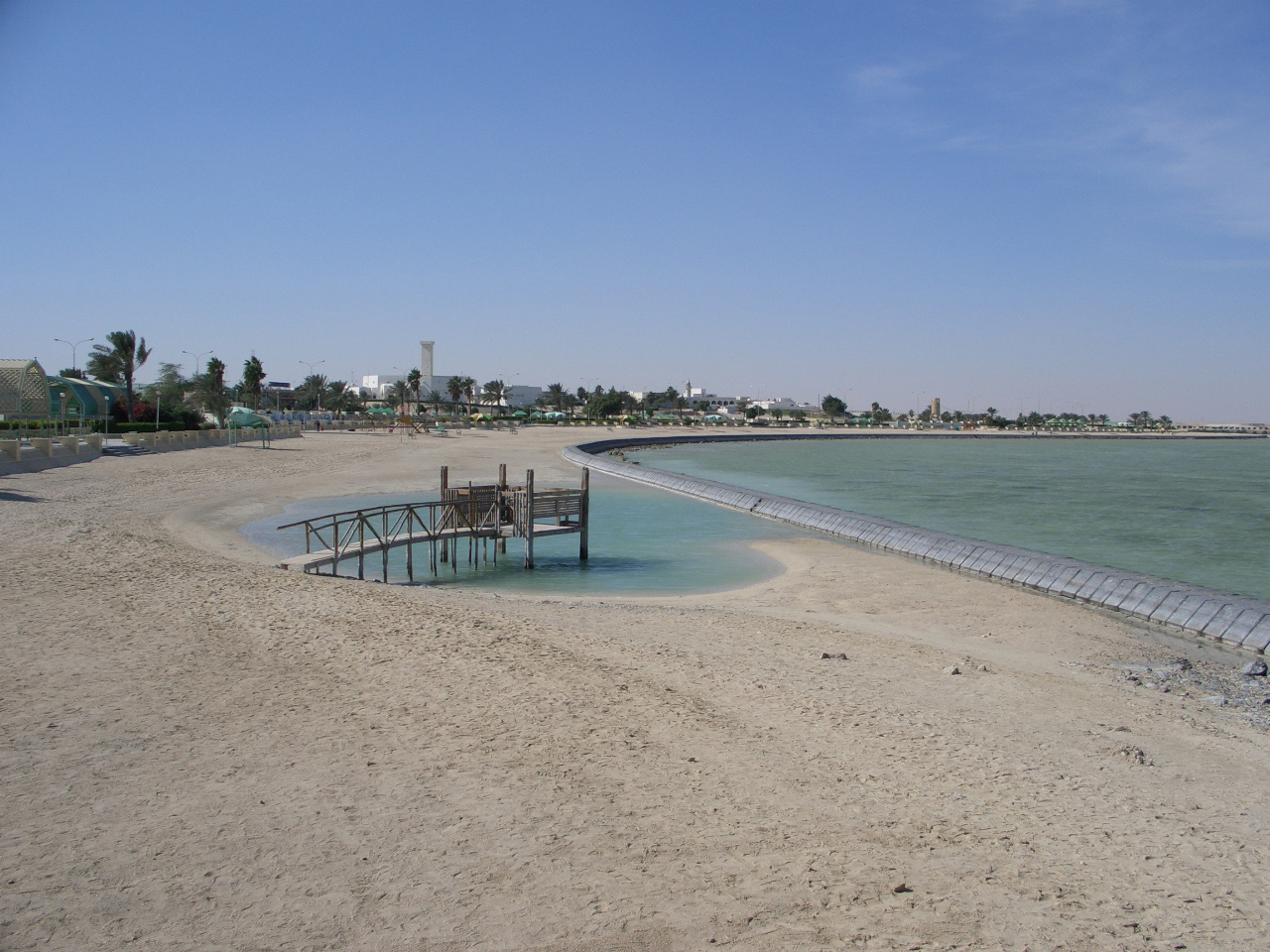 A detailed list of all islands and sea destinations in Qatar