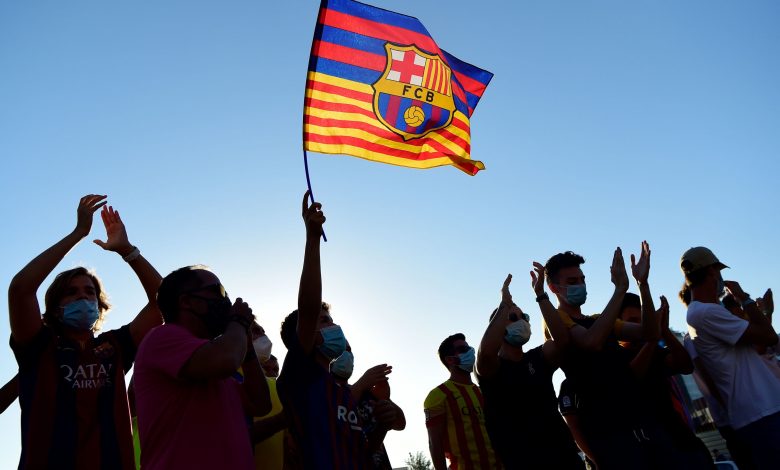 Messi ignites war with Barcelona Messi ignites war with Barcelona
