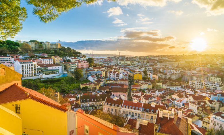 Qatar Airways resumes 4 weekly flights to Lisbon Qatar Airways resumes 4 weekly flights to Lisbon