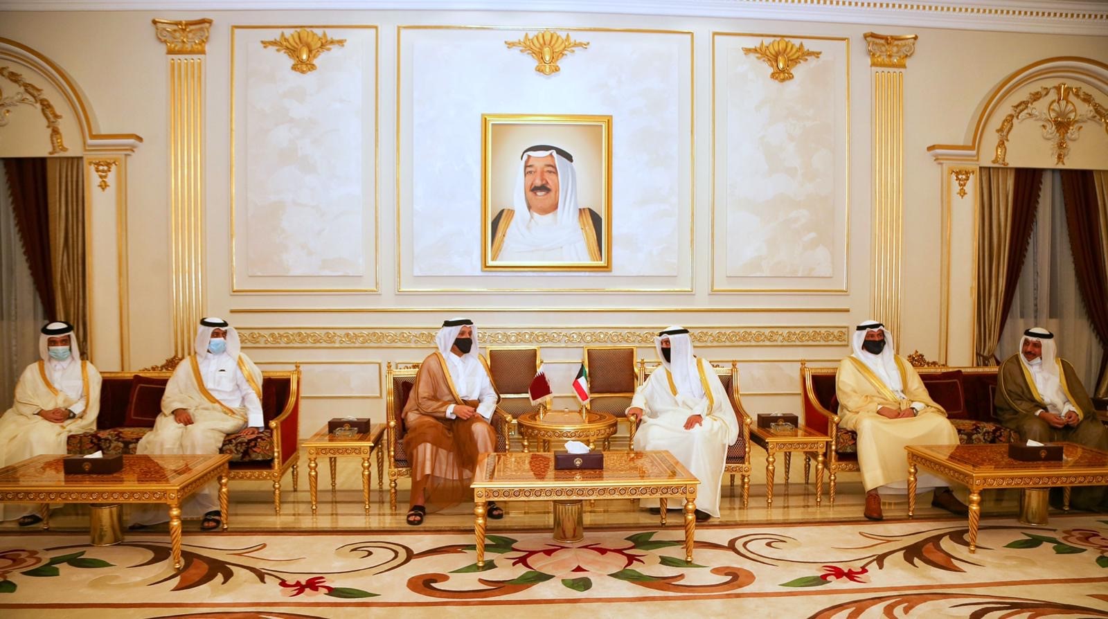 Minister of Foreign Affairs Meets Kuwaiti Foreign Minister
