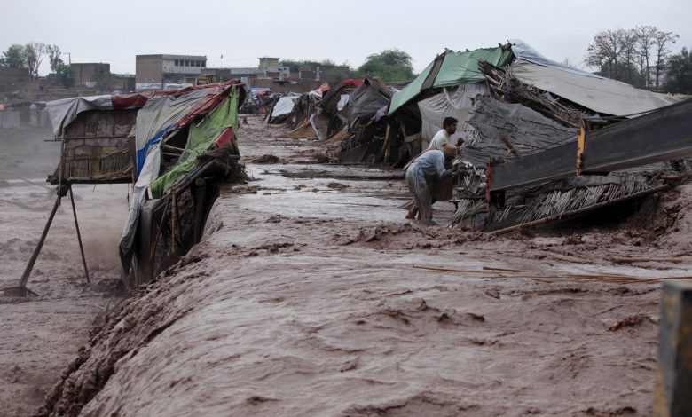 16 people killed in flash floods in Pakistan 16 people killed in flash floods in Pakistan