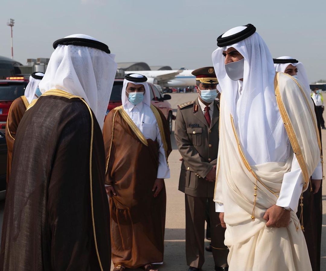 Amir Arrives in Kuwait