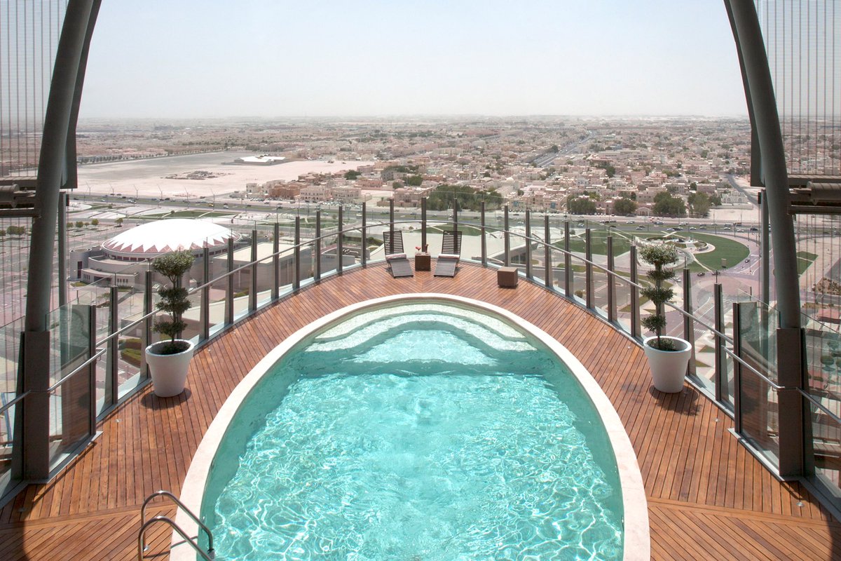 All you need to know about swimming pools and beaches for women in