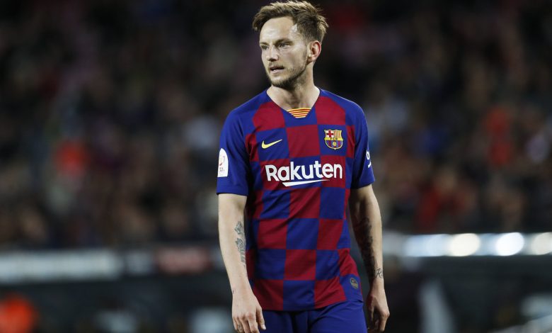 Croatia's Rakitic leaves Barcelona to rejoin Sevilla Croatia's Rakitic leaves Barcelona to rejoin Sevilla