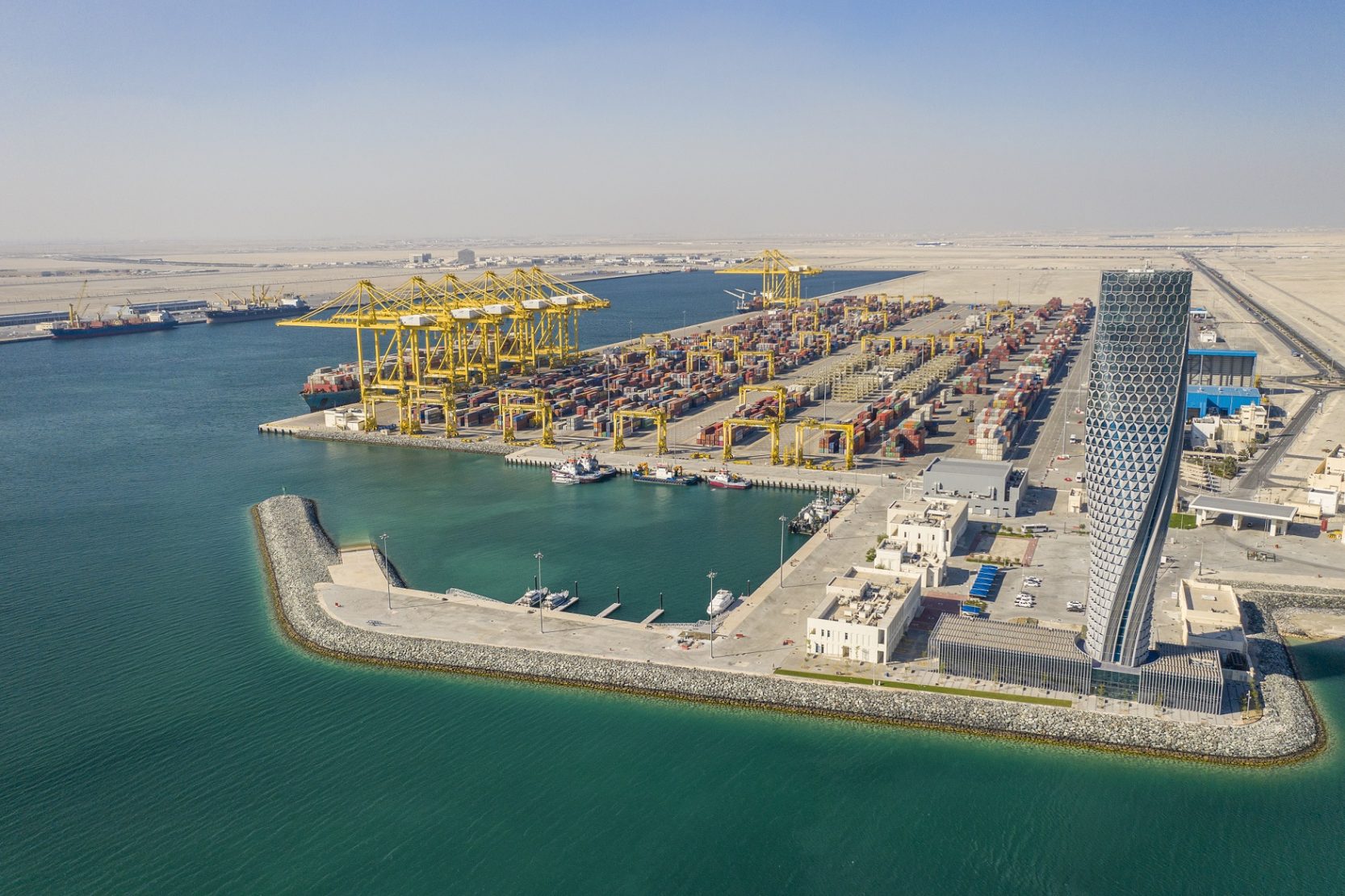 Hamad Port Ranks World 3rd Most Efficient Gateway on CPPI 2021