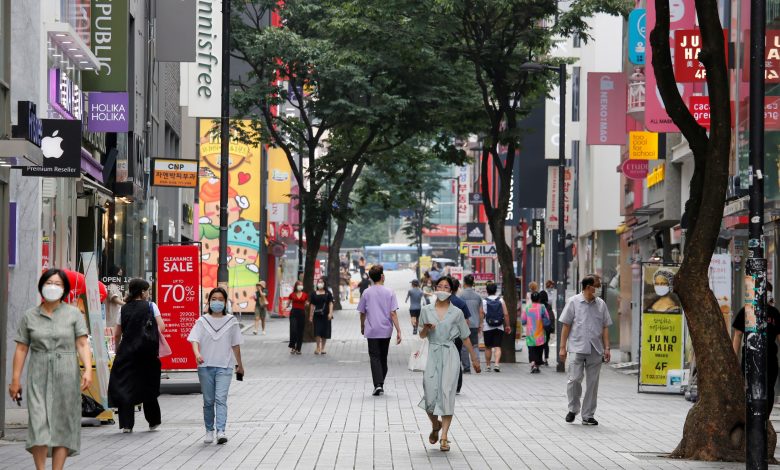 S. Korea Eases Social Distancing to Lowest Level amid Coronavirus Downward Trend S. Korea Eases Social Distancing to Lowest Level amid Coronavirus Downward Trend