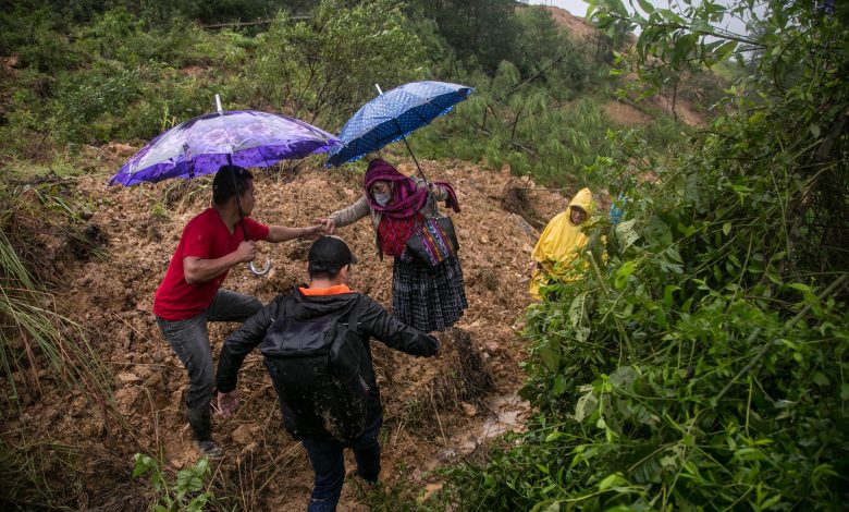 Storm Eta: Guatemala landslide kills at least 50 Storm Eta: Guatemala landslide kills at least 50
