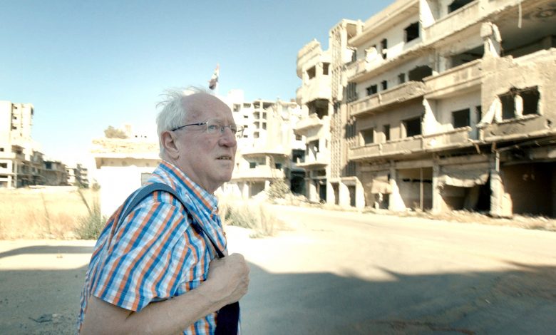 Robert Fisk, veteran UK journalist, dies aged 74 Robert Fisk, veteran UK journalist, dies aged 74