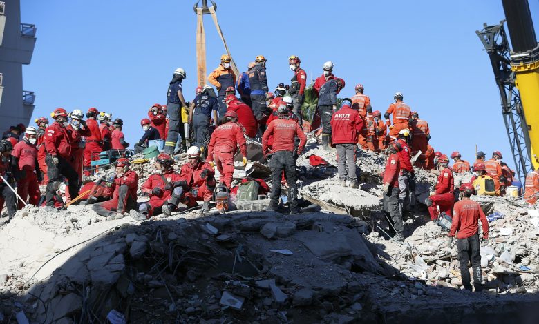 Man rescued from rubble 26 hours after earthquake Man rescued from rubble 26 hours after earthquake