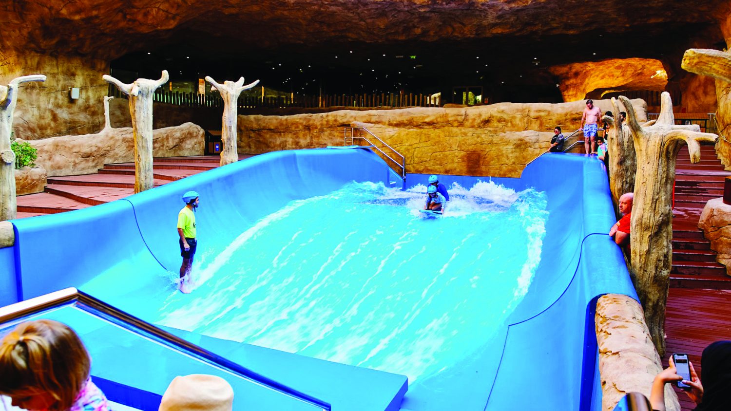 Ticket prices and visiting dates at Desert Falls Theme Park