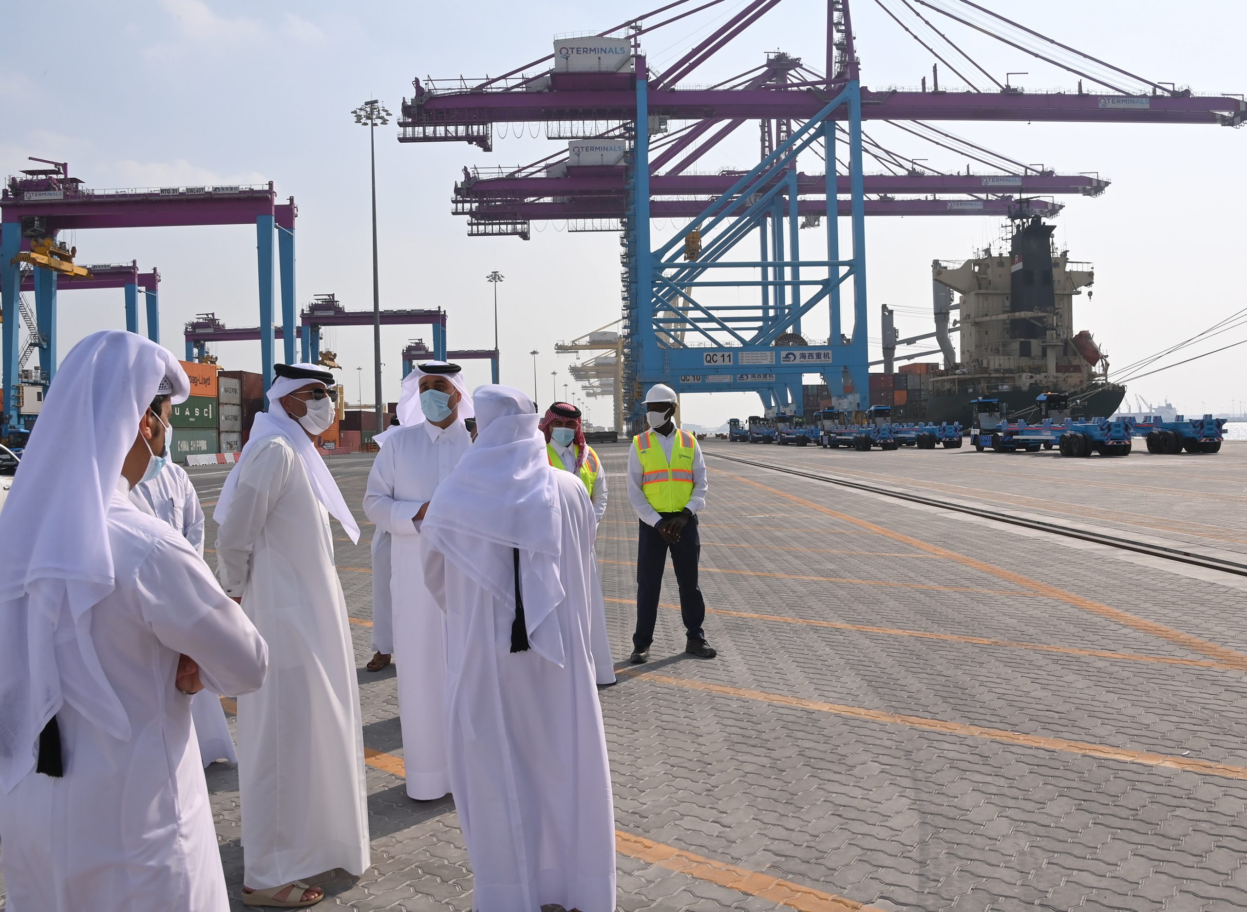Prime Minister Inaugurates Initial Operation of Hamad Port Container Terminal 2, Health Center