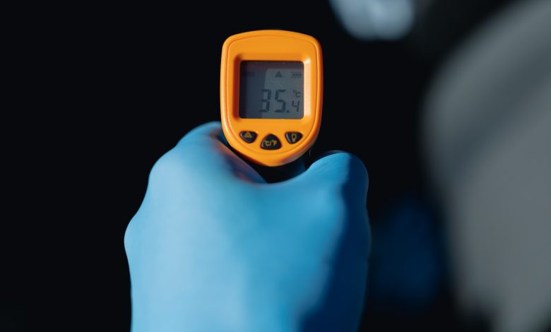 QRCS provides digital thermometers for Gaza students QRCS provides digital thermometers for Gaza students