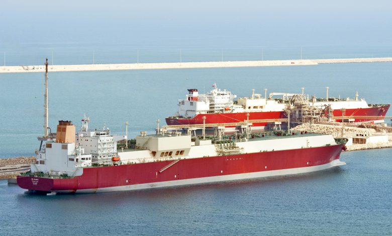 Qatargas Completes First Commercial Ship-To-Ship Transfer of LNG Cargo Qatargas Completes First Commercial Ship-To-Ship Transfer of LNG Cargo