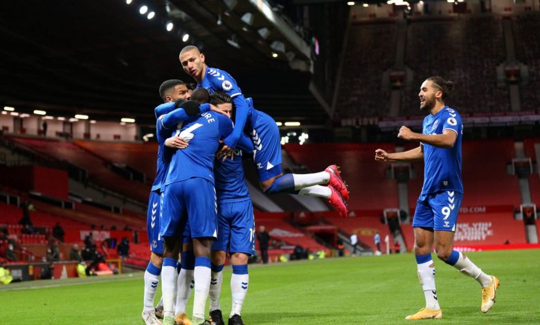 Everton strike late to deny Man Utd in six-goal thriller Everton strike late to deny Man Utd in six-goal thriller
