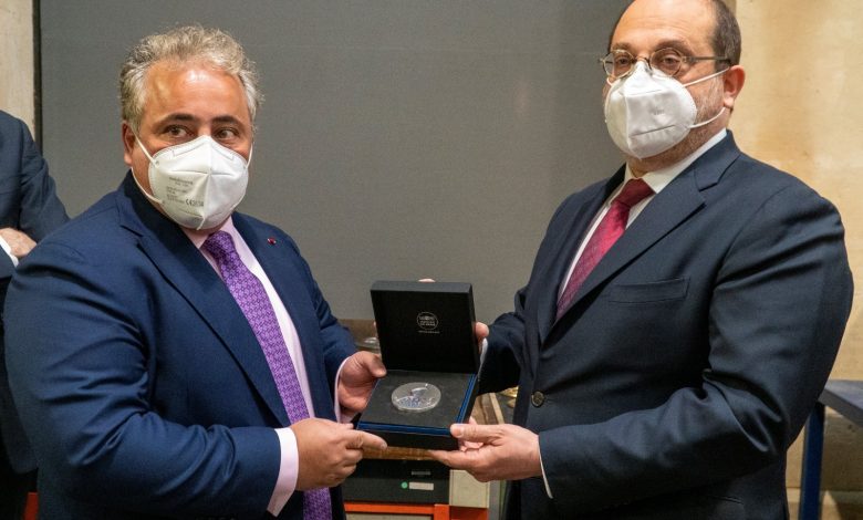 Qatar's Ambassador Receives Bronze Medal of Qatar-France Year of Culture Qatar's Ambassador Receives Bronze Medal of Qatar-France Year of Culture