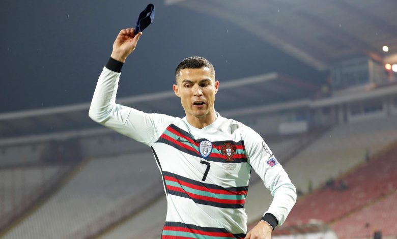 Ronaldo armband sold for over $75,000 to help toddler surgery Ronaldo armband sold for over $75,000 to help toddler surgery