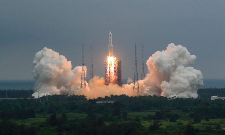 China sends 9 satellites into space China sends 9 satellites into space