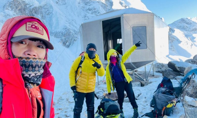 Hong Kong teacher records fastest Everest ascent by a woman Hong Kong teacher records fastest Everest ascent by a woman