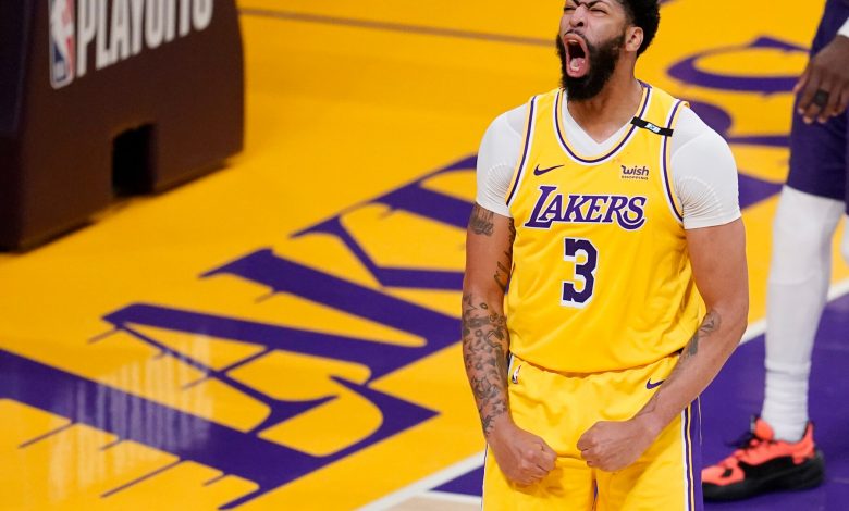Lakers' depth in doubt for Game 5 in Phoenix Lakers' depth in doubt for Game 5 in Phoenix