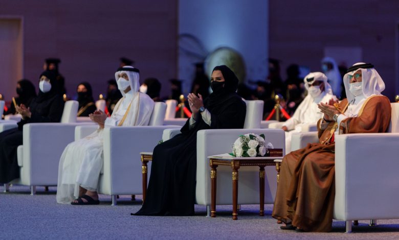 Sheikha Jawaher Honors Outstanding QU Female Graduates Sheikha Jawaher Honors Outstanding QU Female Graduates