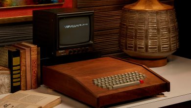 Original Copy of Apple Computer Auctioned in US