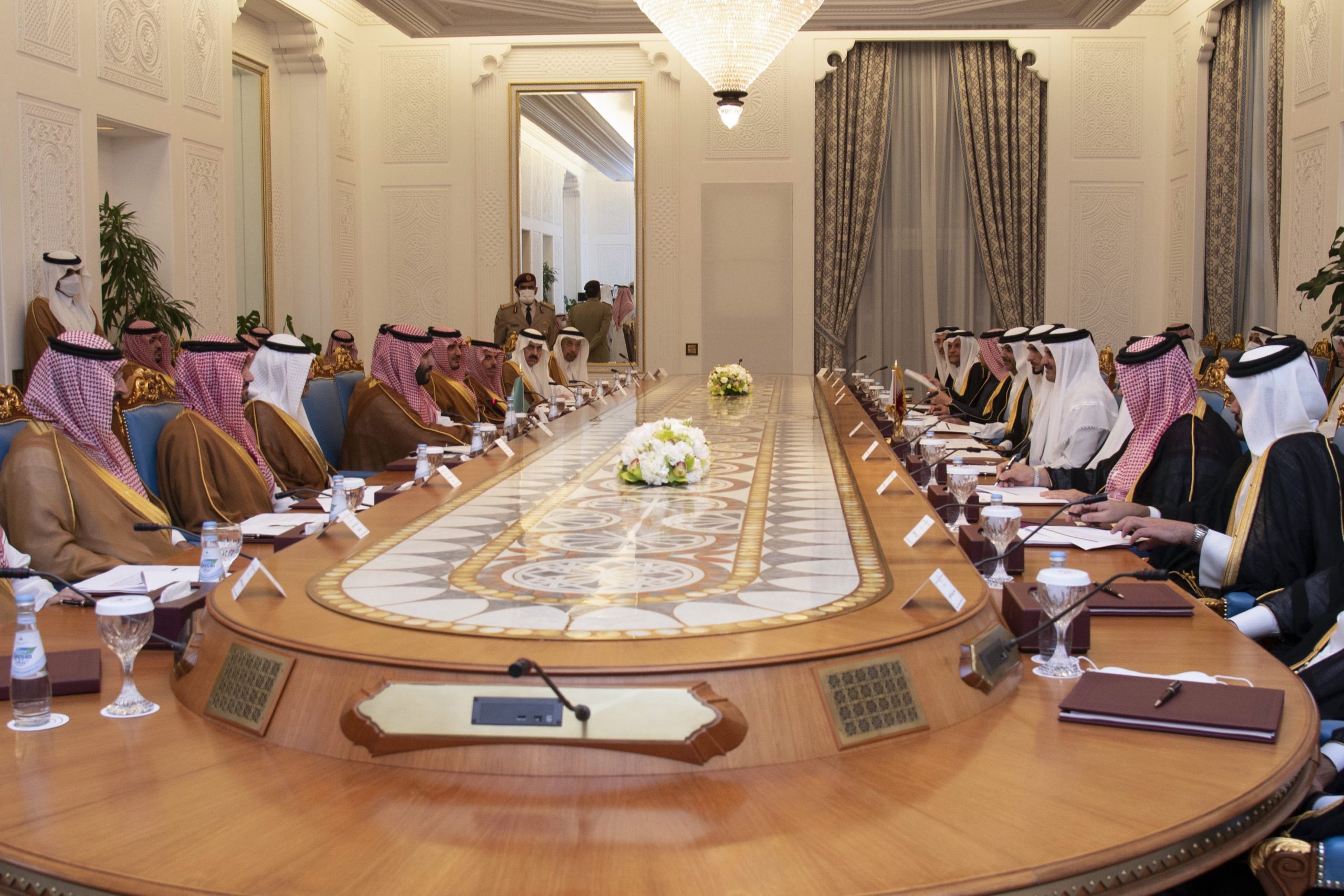 Amir, Saudi Arabia's Crown Prince Chair Qatari-Saudi Joint Coordination Council Meeting