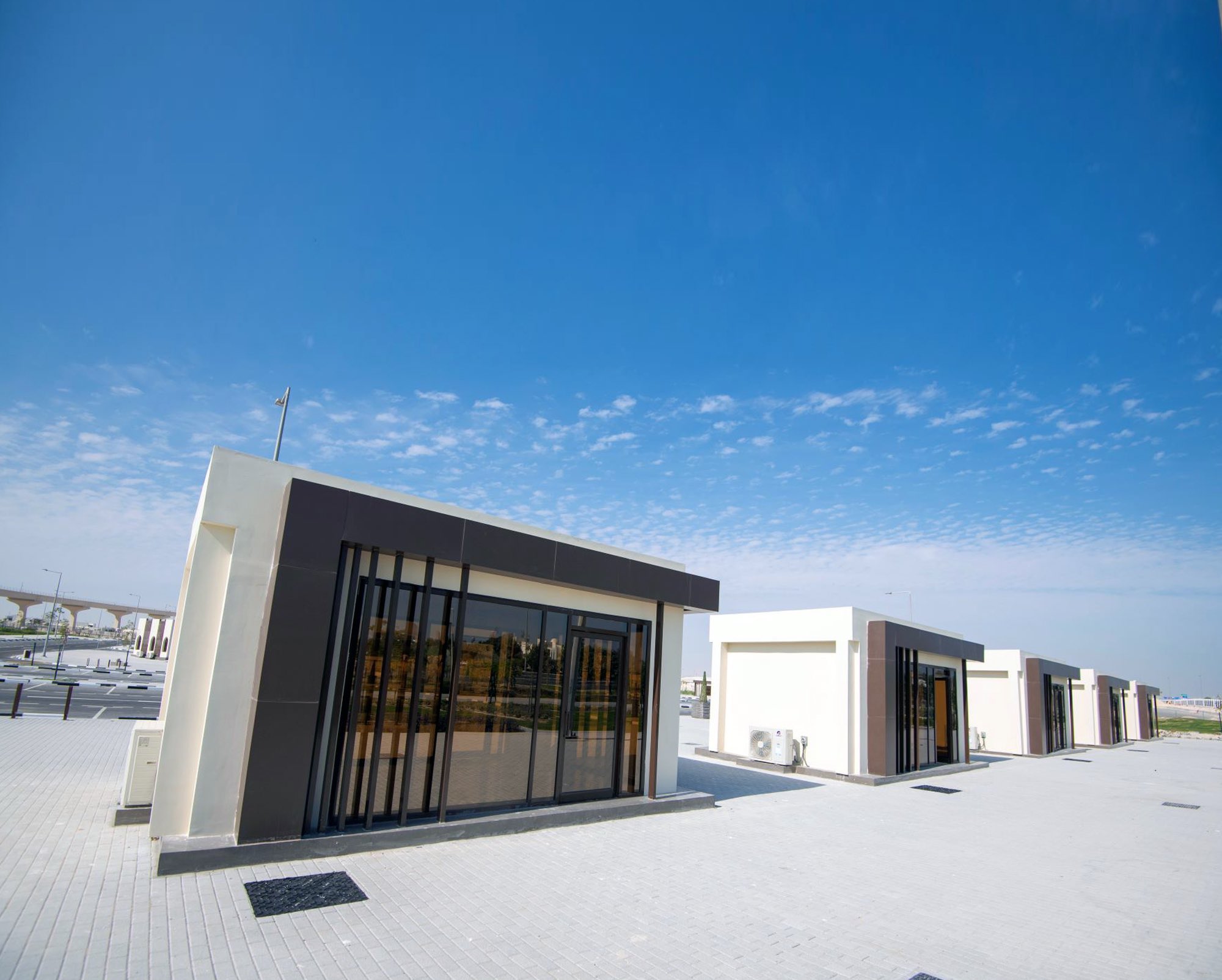 Ashghal Completes Rest Lounge and Parking for Olympic Cycling Track on Al Khor Road
