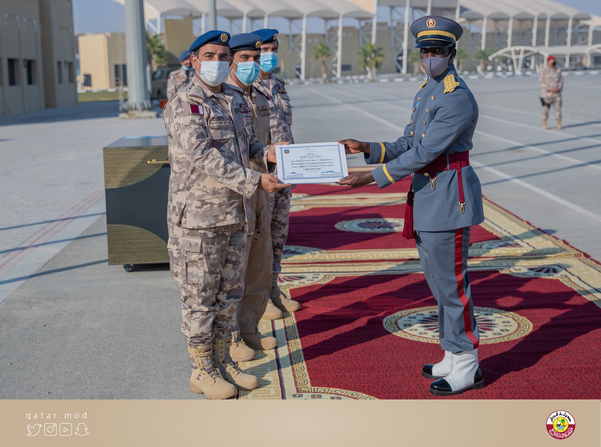 Al Zaeem Air Academy Distributes Certificates of Aviation