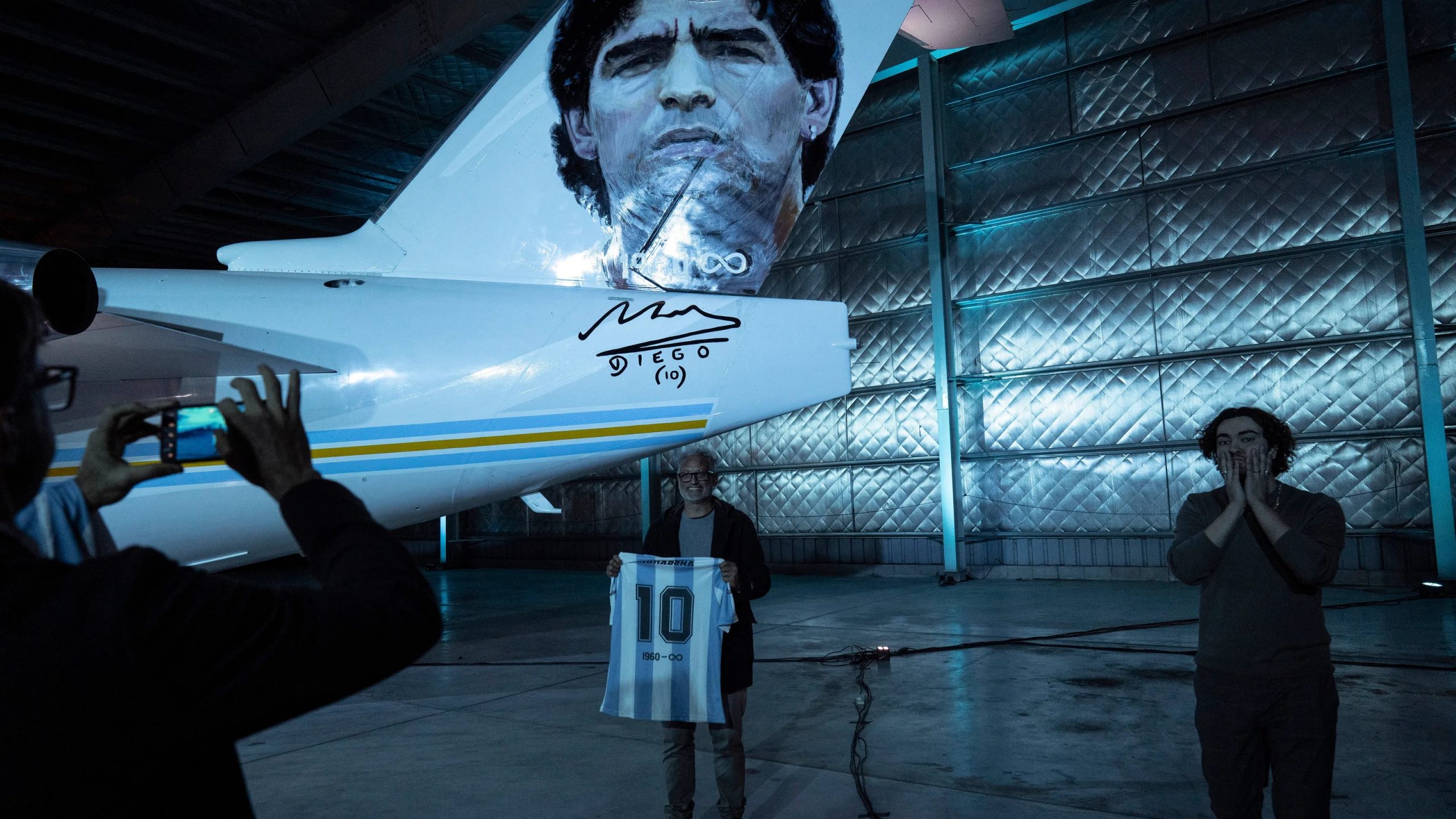 Maradona returns to Qatar 2022 via a private jet with unique technology